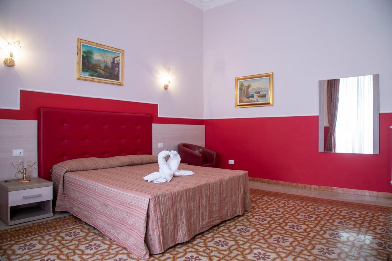 Domus Napoleone Ξενοδοχείο Ρώμη Εξωτερικό φωτογραφία